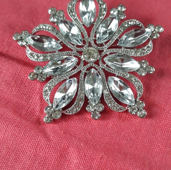 ❤❤ PIN BROOCH - Picture 5 of 7